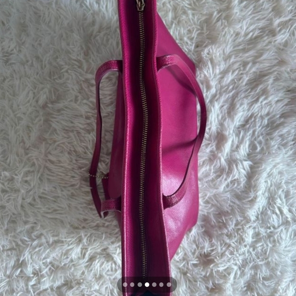 Coach Crossgrain fuchsia leather city zip tote 💕 - Picture 4 of 6